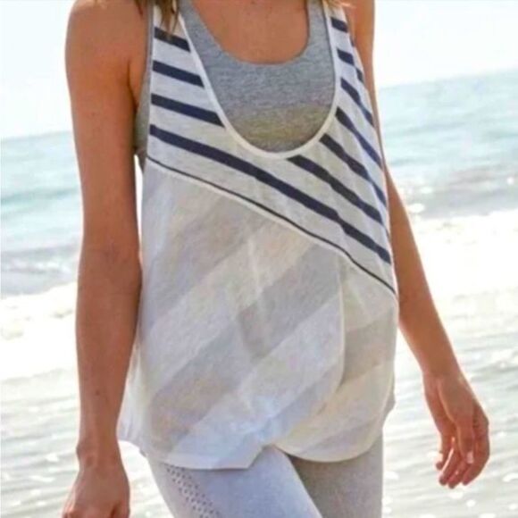 NWT Free People Keep Rolling Racerback Tank Navy Sage Combo Size Medium NEW - Picture 2 of 16